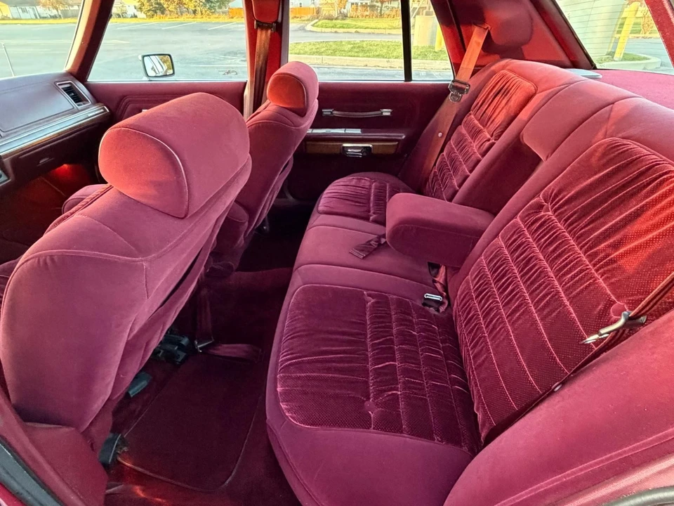 1991 Dodge Caravan - Image 14 of 21
