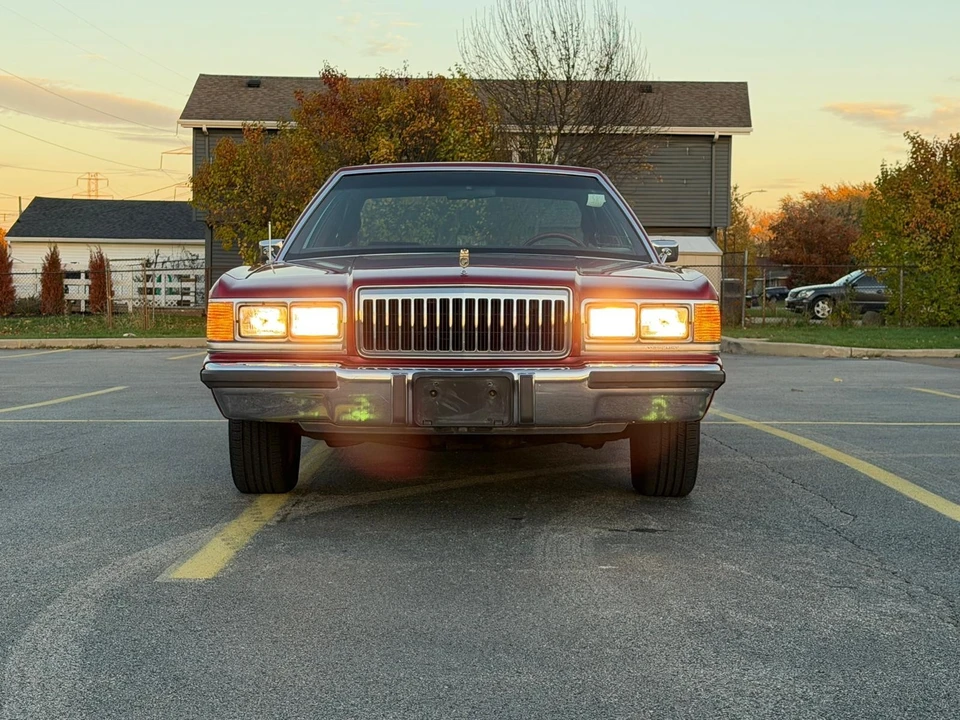 1991 Dodge Caravan - Image 2 of 21
