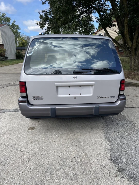 1991 Dodge Caravan - Image 12 of 31