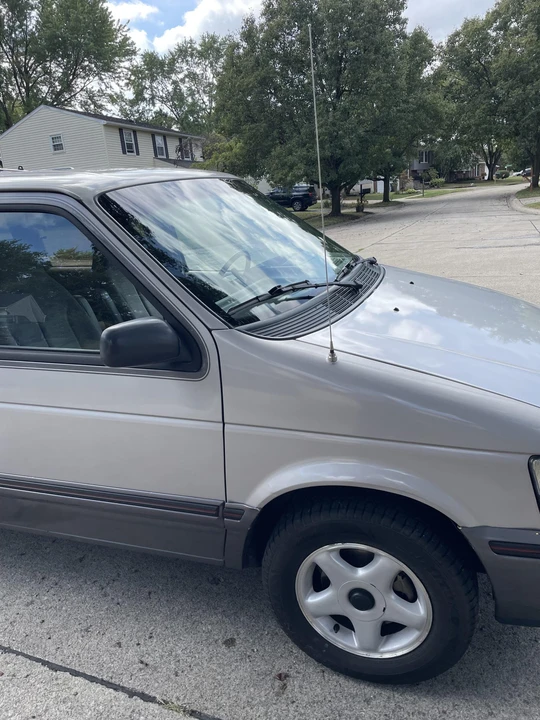 1991 Dodge Caravan - Image 23 of 31