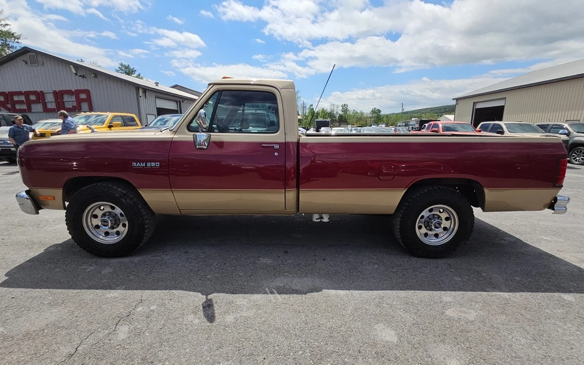 1991 Dodge Ram 1st Gen - Image 8 of 18