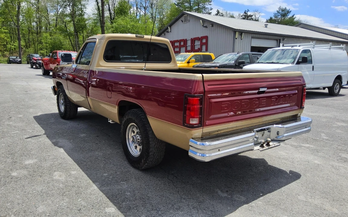 1991 Dodge Ram 1st Gen - Image 7 of 18