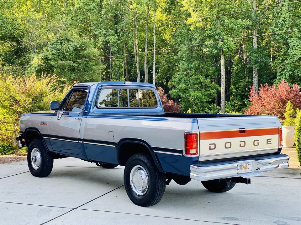 1991 Dodge Ram 1st Gen - Image 26 of 31