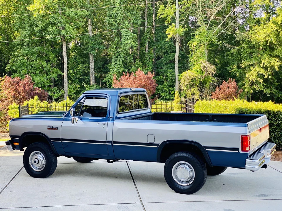1991 Dodge Ram 1st Gen - Image 23 of 31