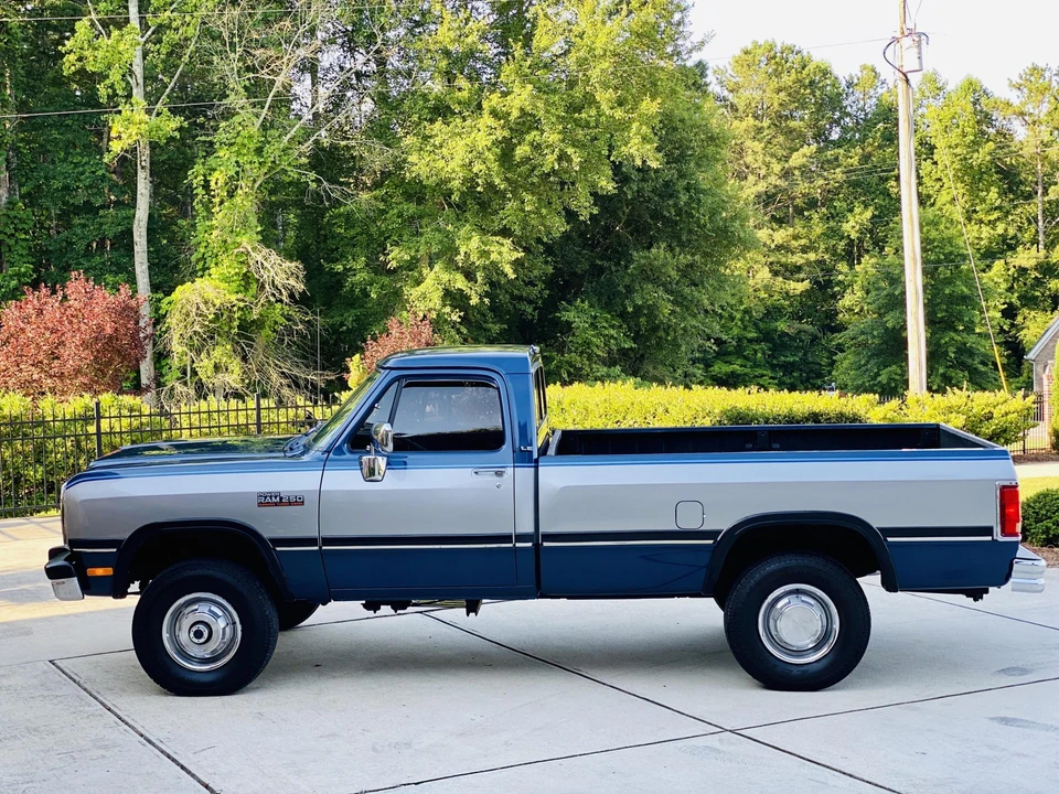 1991 Dodge Ram 1st Gen - Image 20 of 31