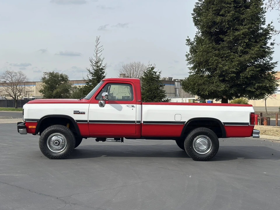 1991 Dodge Ram 1st Gen - Image 27 of 31