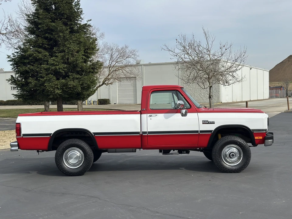 1991 Dodge Ram 1st Gen - Image 9 of 31