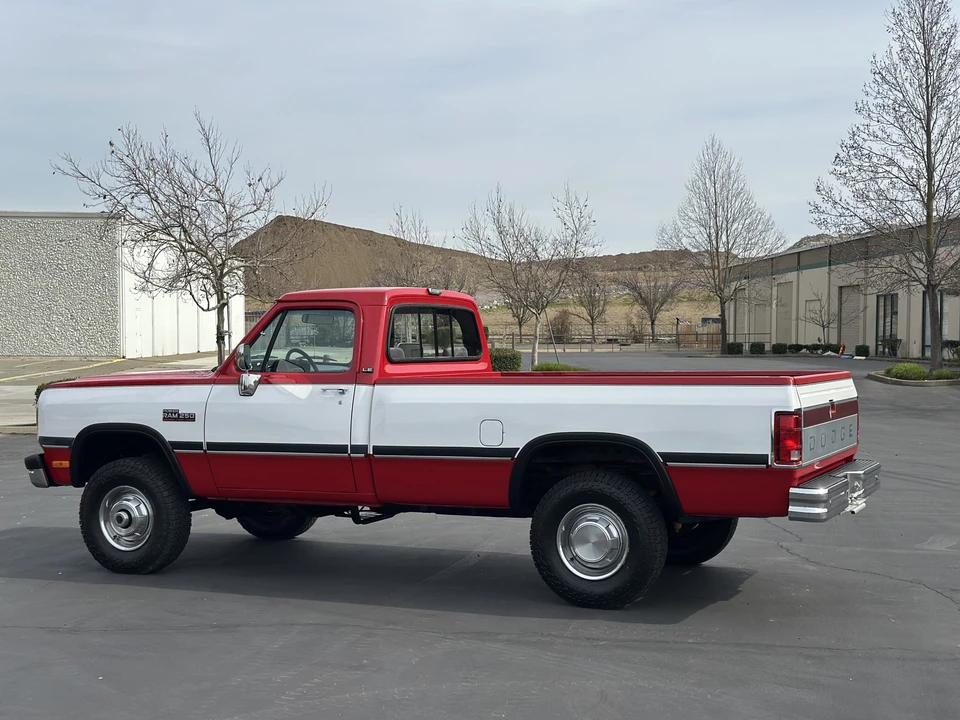 1991 Dodge Ram 1st Gen - Image 22 of 31