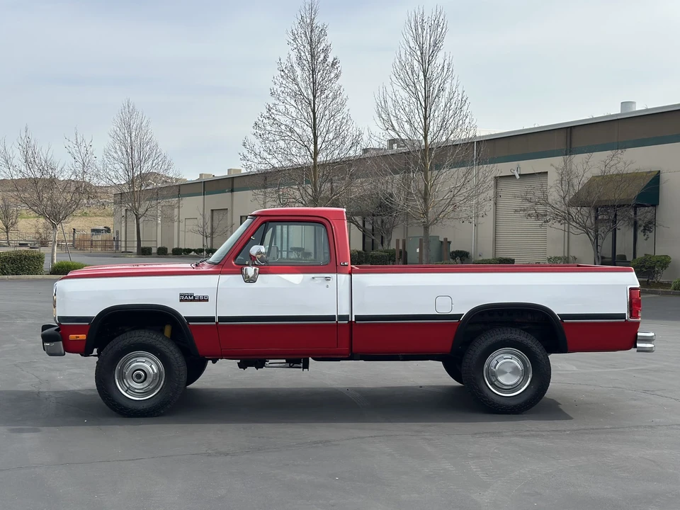 1991 Dodge Ram 1st Gen - Image 26 of 31