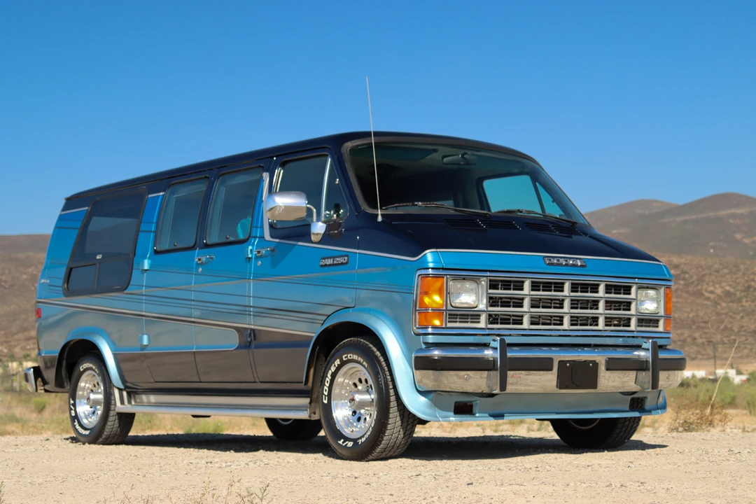 1991 Dodge Ram Van - Image 6 of 31