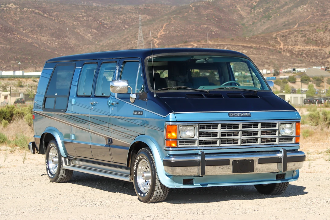1991 Dodge Ram Van - Image 3 of 31
