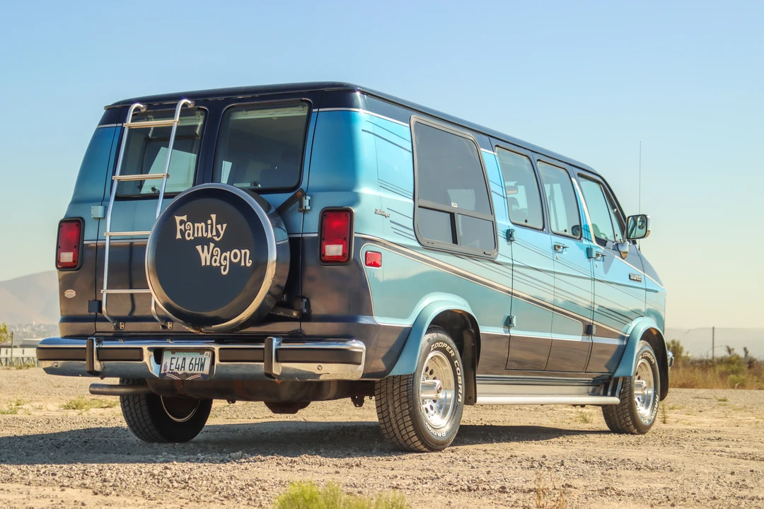 1991 Dodge Ram Van - Image 28 of 31