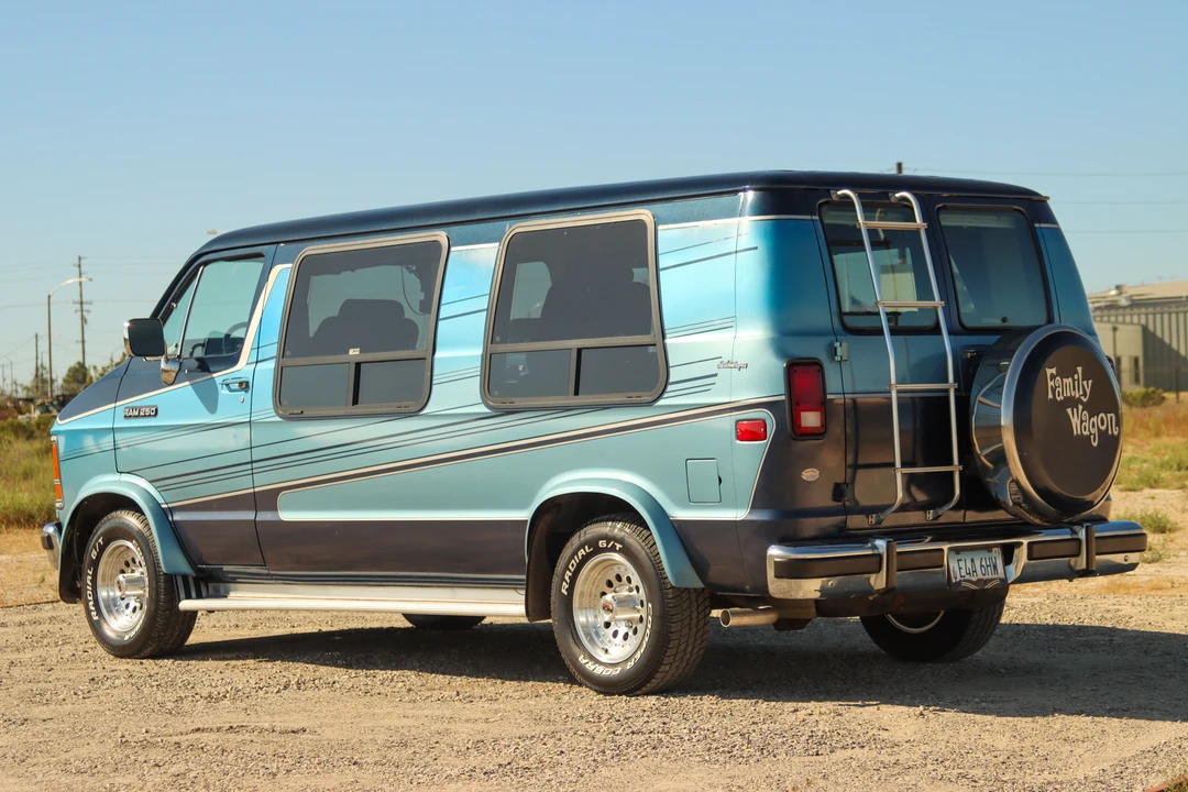 1991 Dodge Ram Van - Image 31 of 31