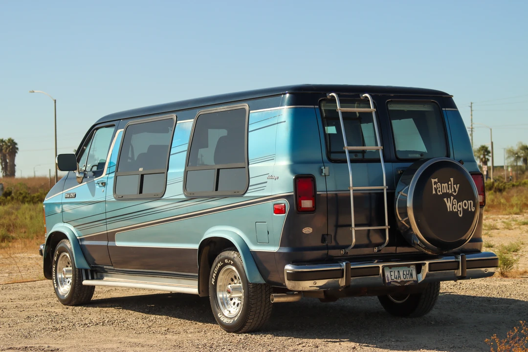 1991 Dodge Ram Van - Image 29 of 31