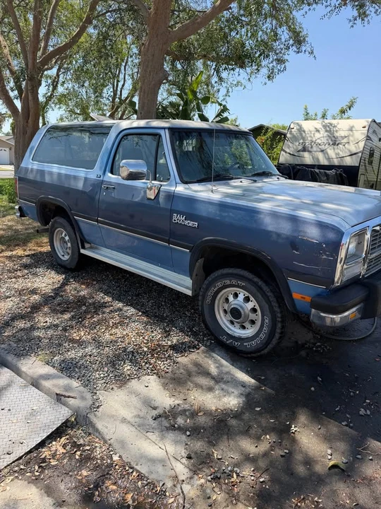 1991 Dodge Ramcharger - Image 15 of 20