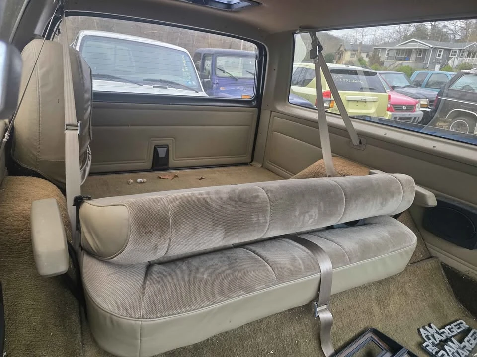 1991 Dodge Ramcharger - Image 11 of 15