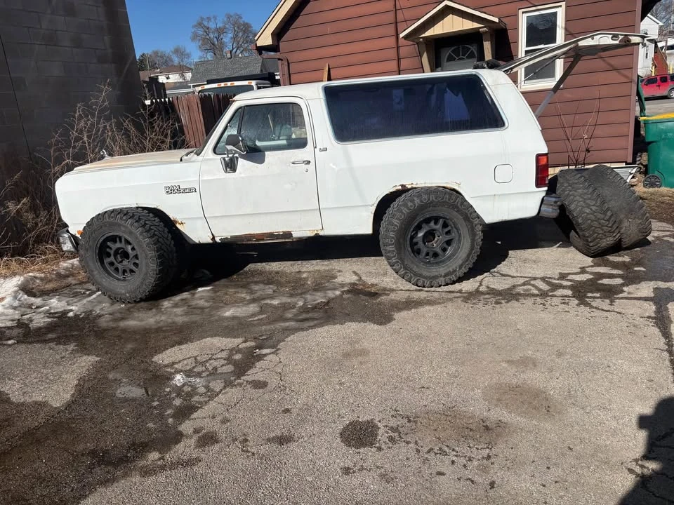 1991 Dodge Ramcharger - Image 14 of 14