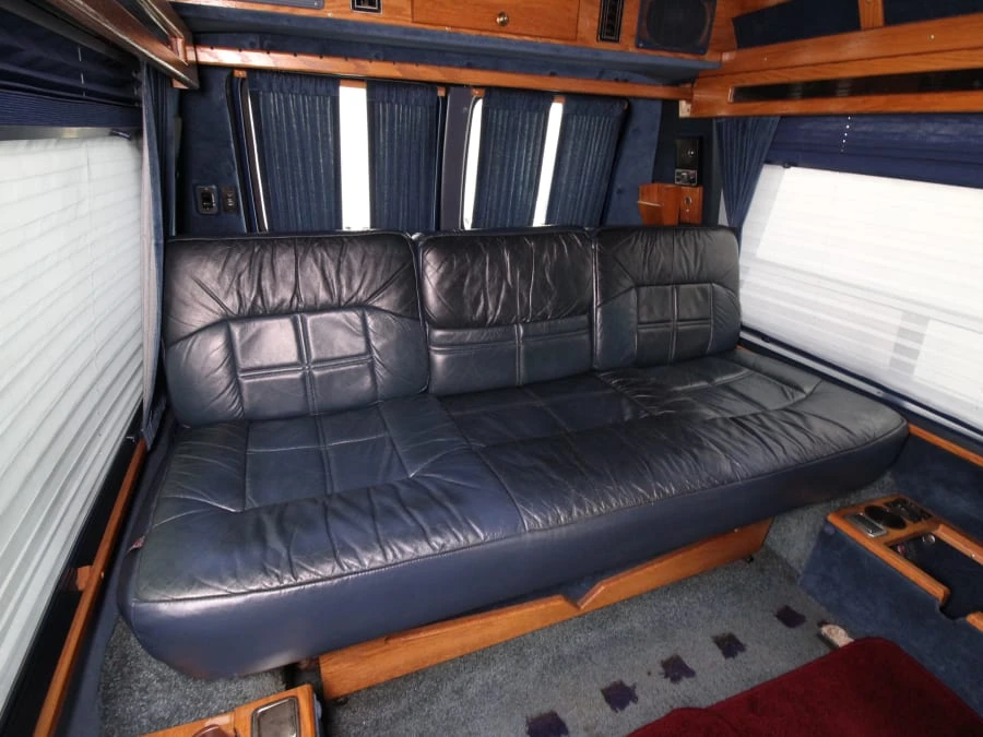 1991 Dodge Ram Van - Image 8 of 12