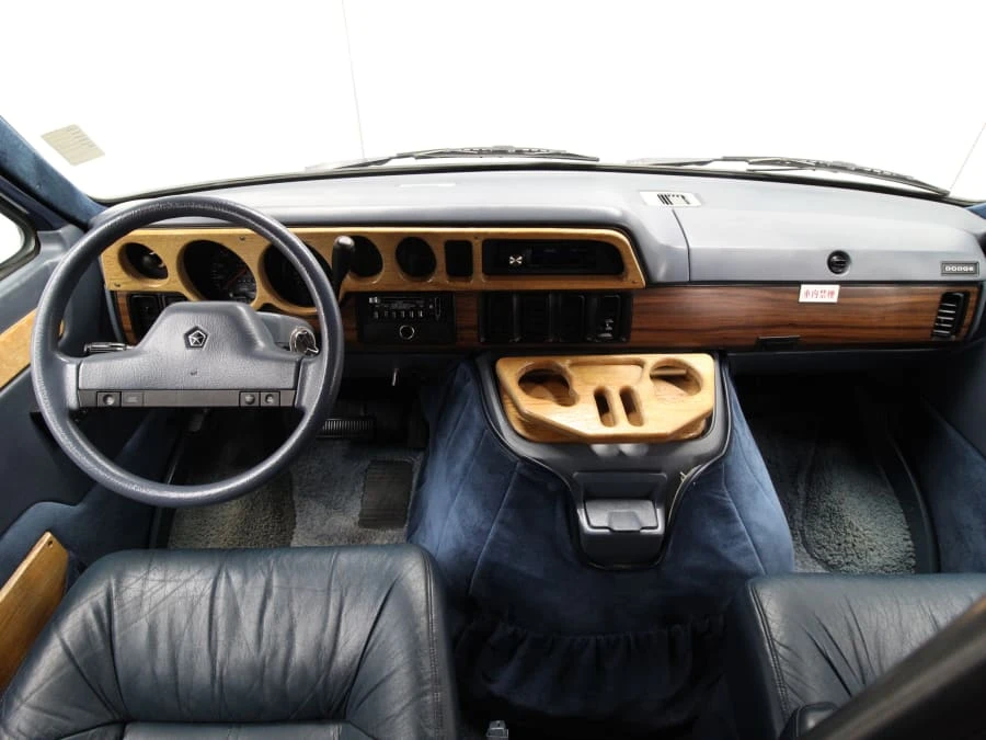 1991 Dodge Ram Van - Image 4 of 12