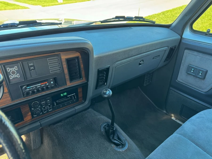 1991 Dodge Ramcharger - Image 9 of 11
