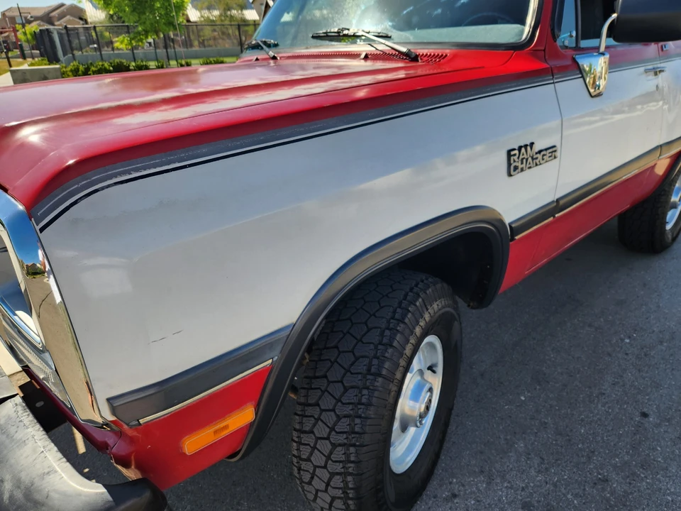 1991 Dodge Ramcharger - Image 16 of 31