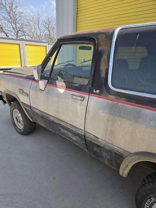 1991 Dodge Ramcharger - Image 18 of 21