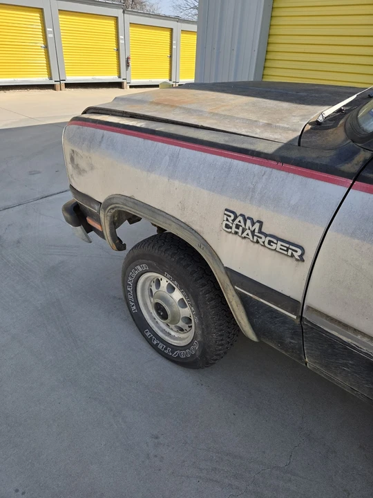 1991 Dodge Ramcharger - Image 17 of 21