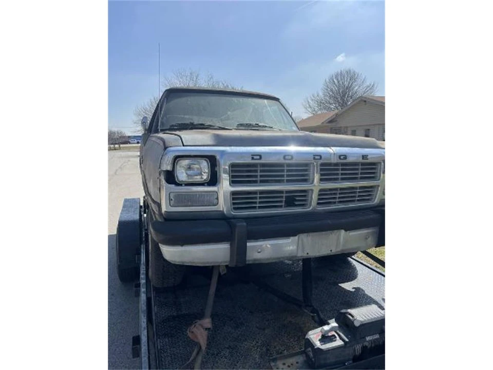 1991 Dodge Ramcharger - Image 17 of 18