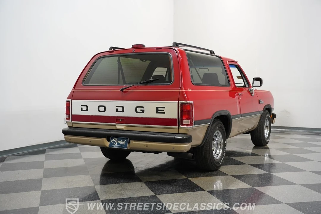 1991 Dodge Ramcharger - Image 11 of 12
