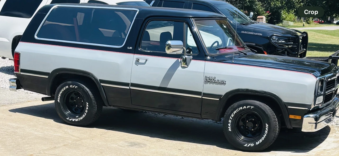 1991 Dodge Ramcharger - Image 14 of 31