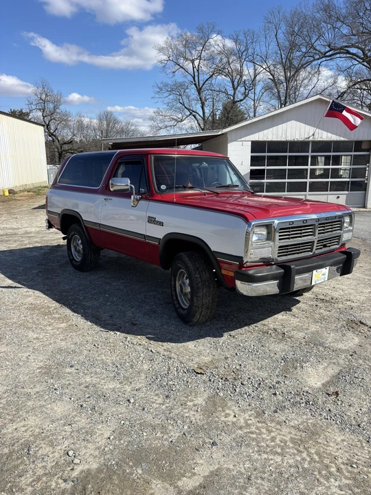 1991 Dodge Ramcharger - Image 6 of 31
