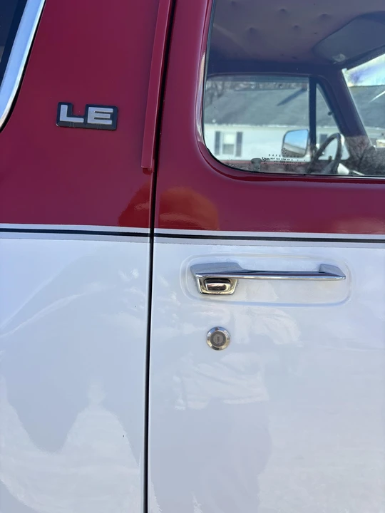 1991 Dodge Ramcharger - Image 14 of 31