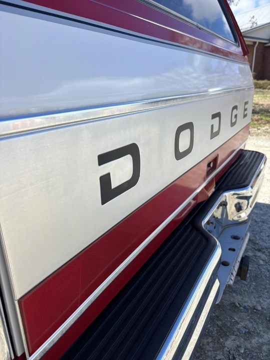 1991 Dodge Ramcharger - Image 17 of 31