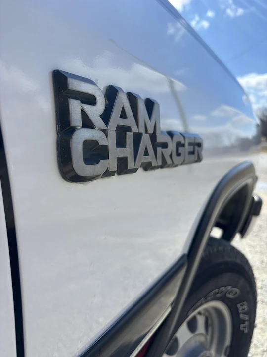 1991 Dodge Ramcharger - Image 16 of 31