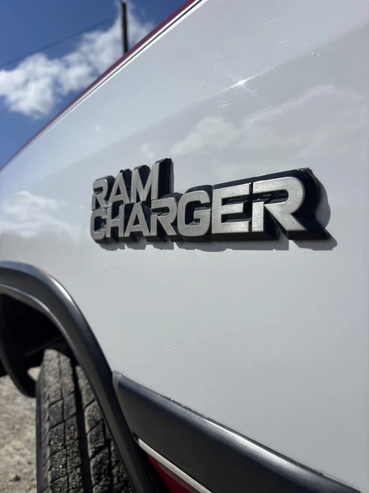 1991 Dodge Ramcharger - Image 15 of 31