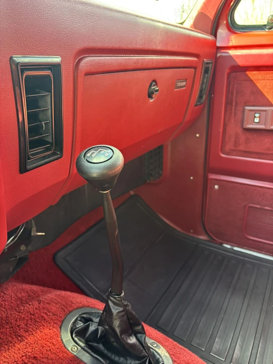 1991 Dodge Ramcharger - Image 29 of 31