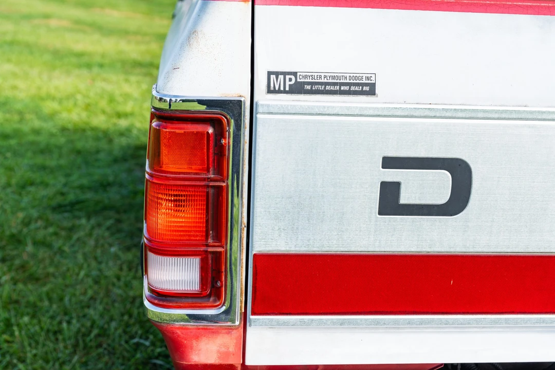 1991 Dodge Ramcharger - Image 20 of 31