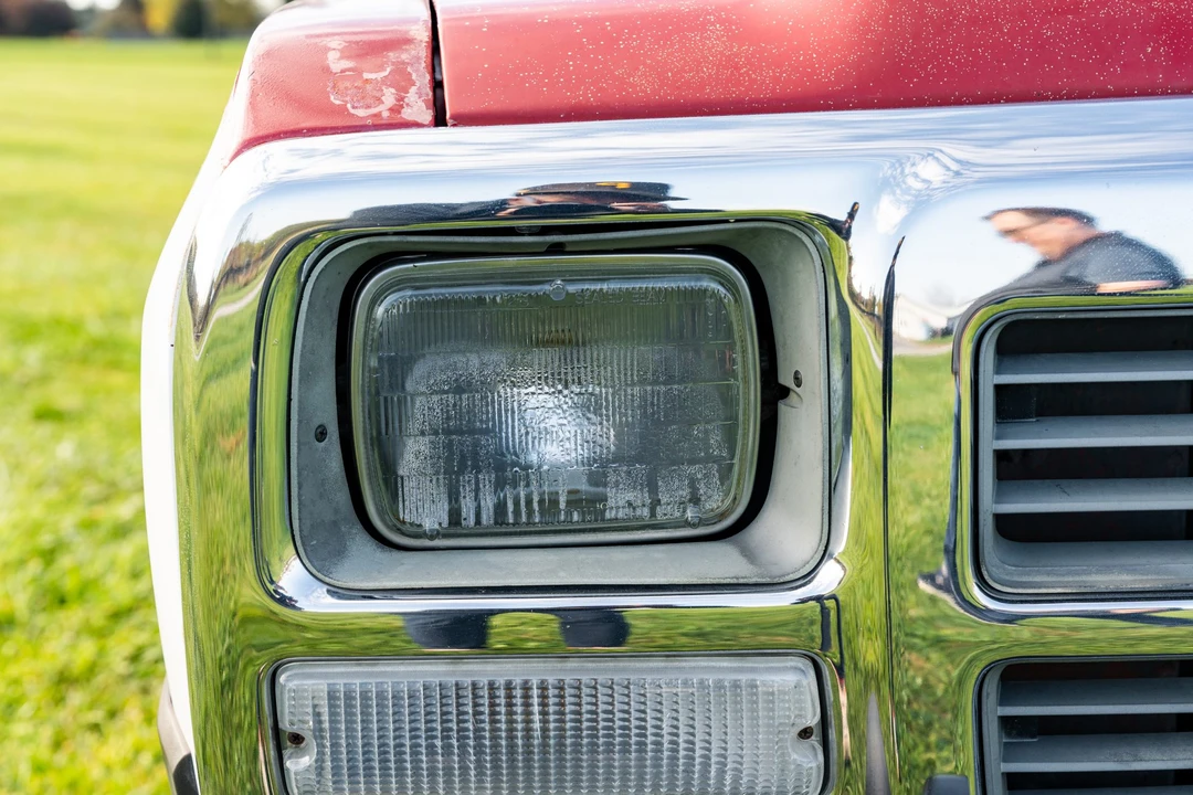 1991 Dodge Ramcharger - Image 13 of 31