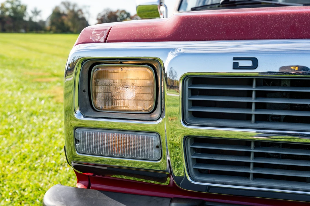 1991 Dodge Ramcharger - Image 11 of 31