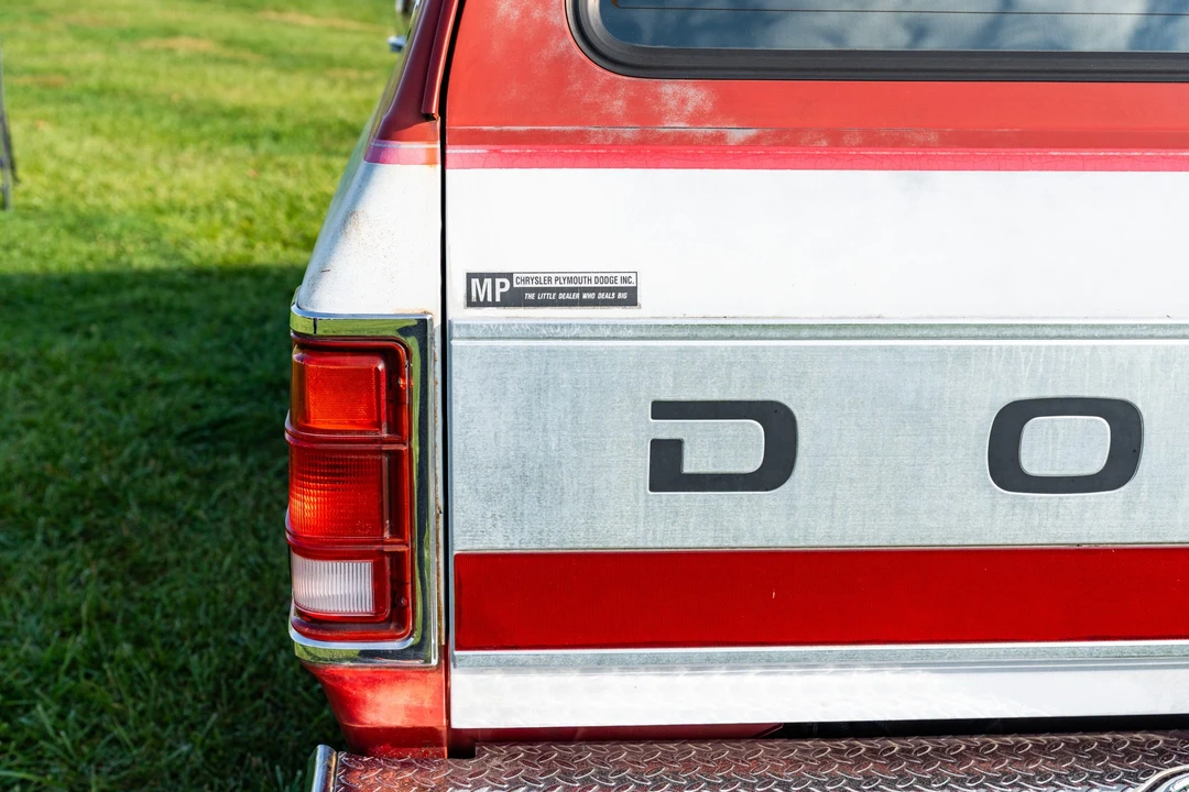1991 Dodge Ramcharger - Image 18 of 31