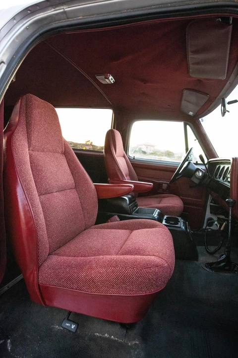 1991 Dodge Ramcharger - Image 28 of 31