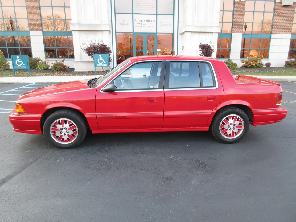 1991 Chrysler K-Car - Image 9 of 31
