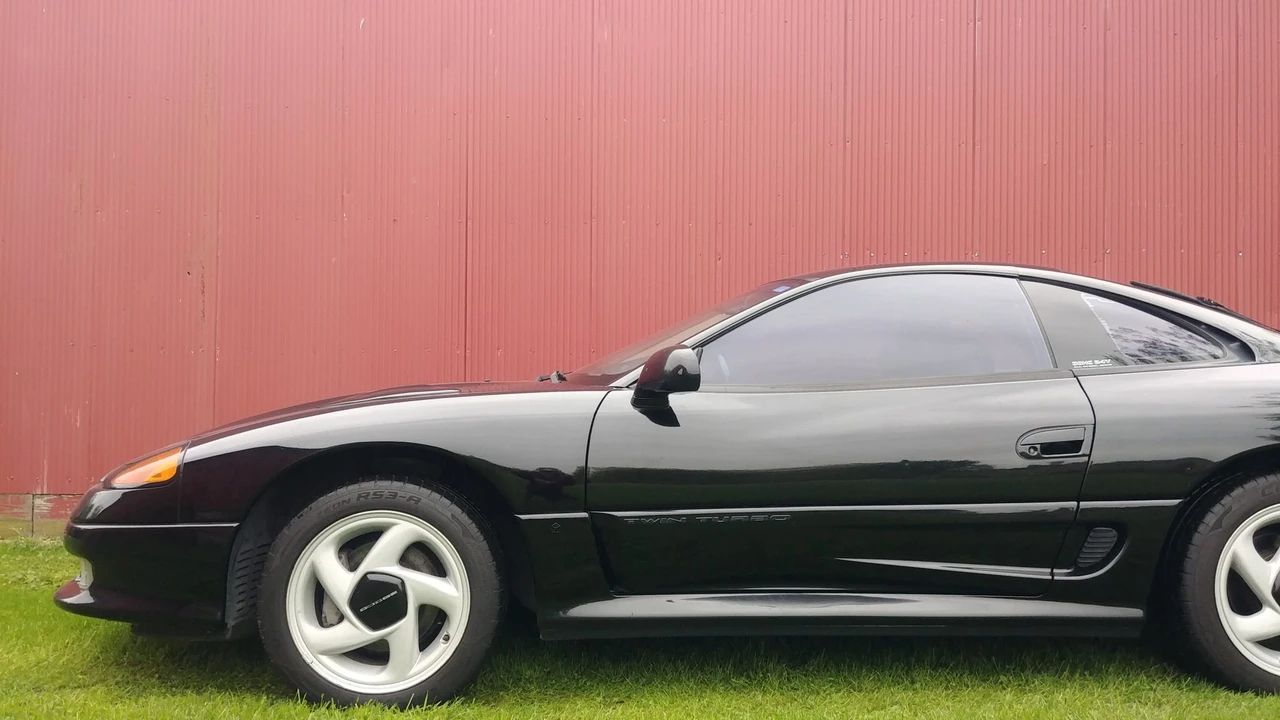 1991 Dodge Stealth - Image 28 of 31