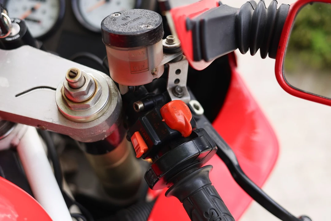 1991 Ducati 851 - Image 19 of 30