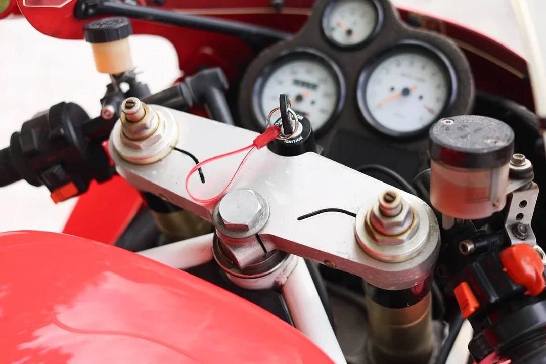 1991 Ducati 851 - Image 18 of 30