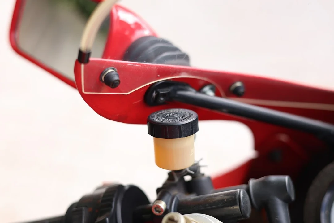 1991 Ducati 851 - Image 15 of 30