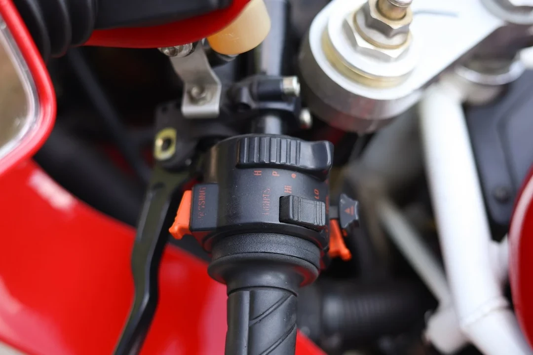 1991 Ducati 851 - Image 27 of 30