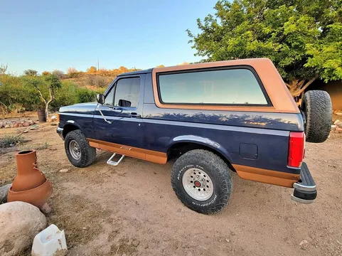 1991 Ford Bronco Eddie Bauer Edition
