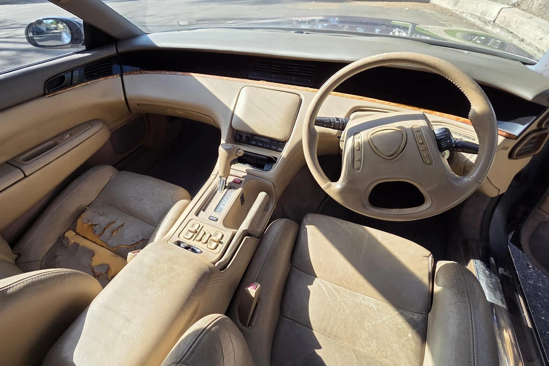 1991 Mazda JC Cosmo - Image 15 of 31