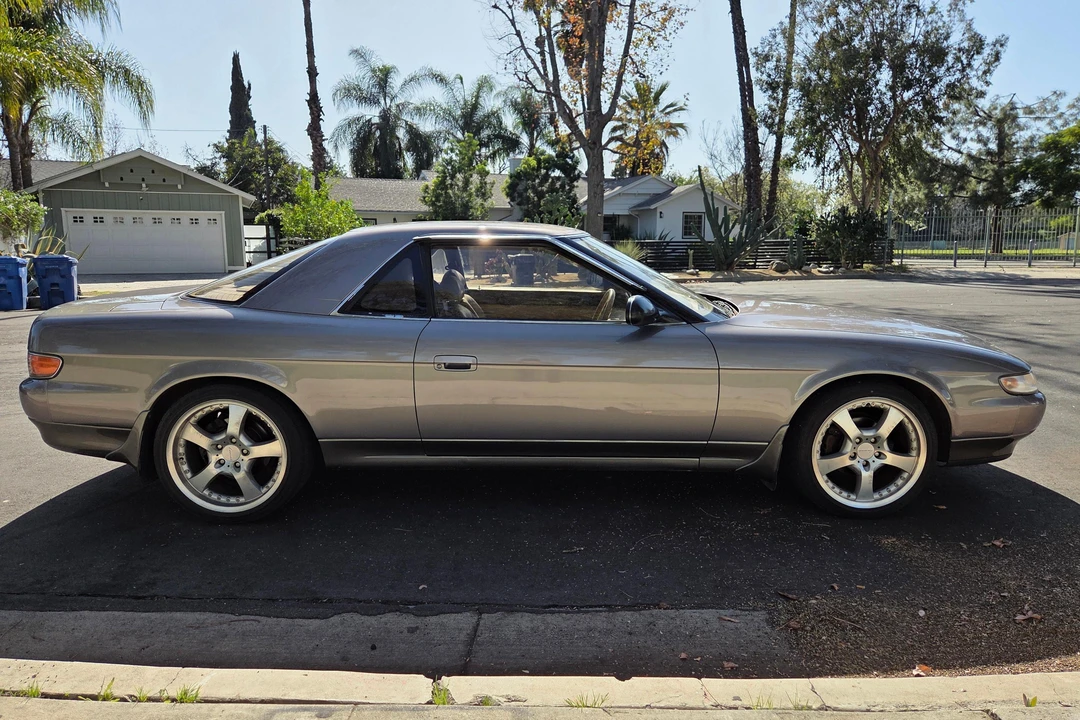1991 Mazda JC Cosmo - Image 3 of 31